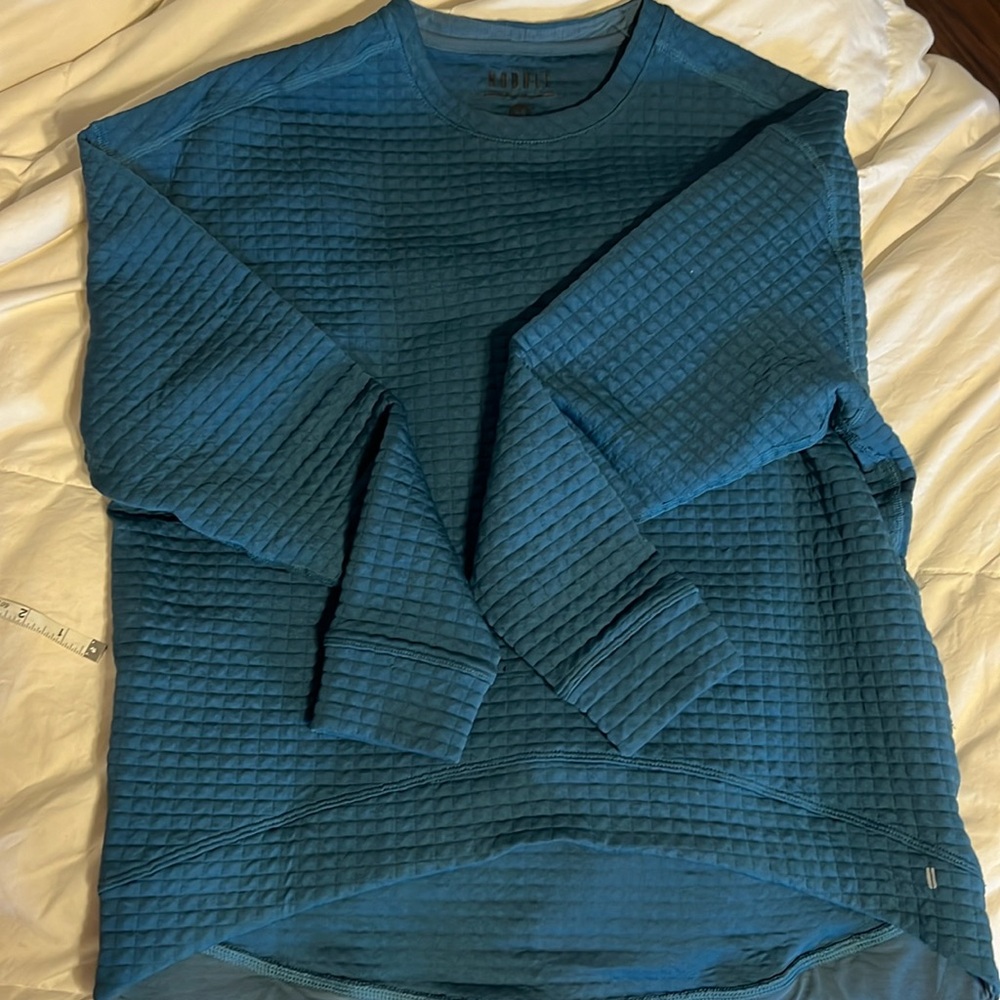 NOBULL quilted sweater